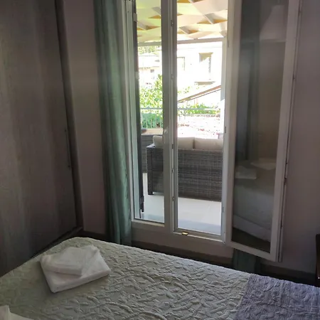 Argeiko Traditional House * Καρυά