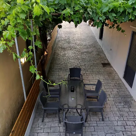 Argeiko Traditional House Tatil Evi *